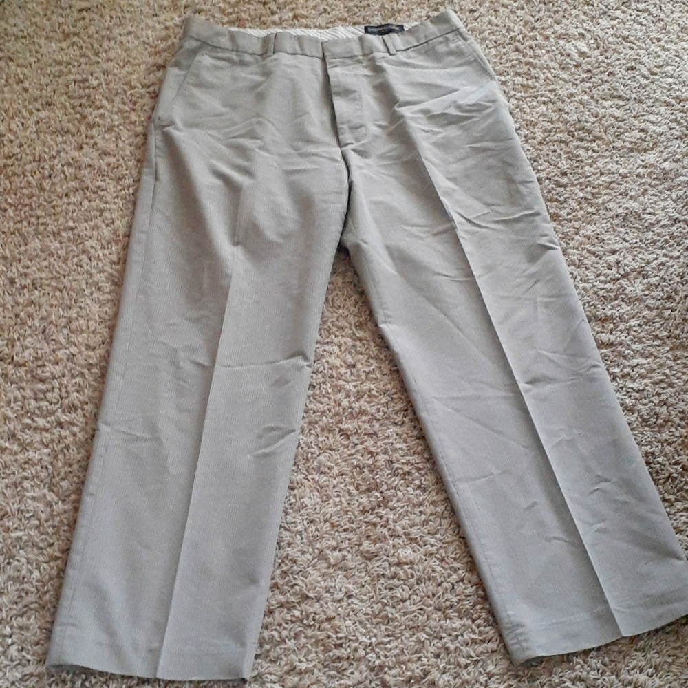 Banana Republic Men's Grey Slacks sz 38/32